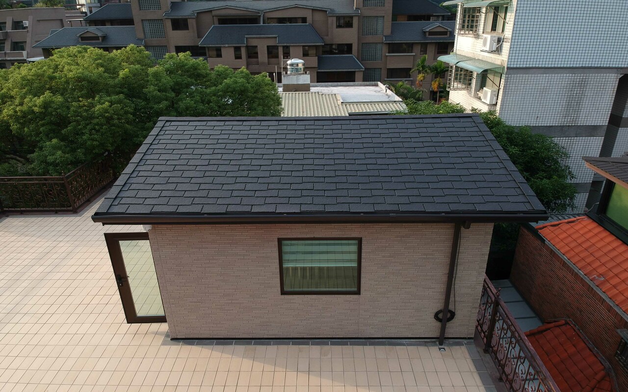 日本屋瓦外牆